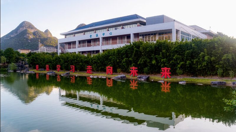 深圳电子模块厂家：揭秘模块化电子设计的优势与挑战